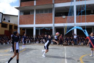 Estudiantes fortalecen valores a través del vóley — foto 49