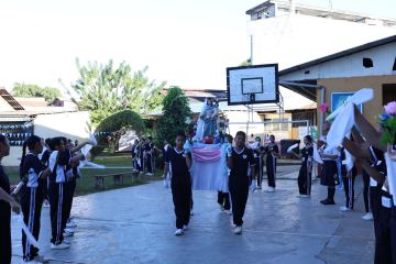 Quinto Día Mes Mariano en el Colegio — foto 4