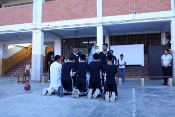 Quinto Día Mes Mariano en el Colegio — foto 14