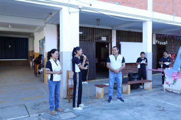 Quinto Día Mes Mariano en el Colegio — foto 25